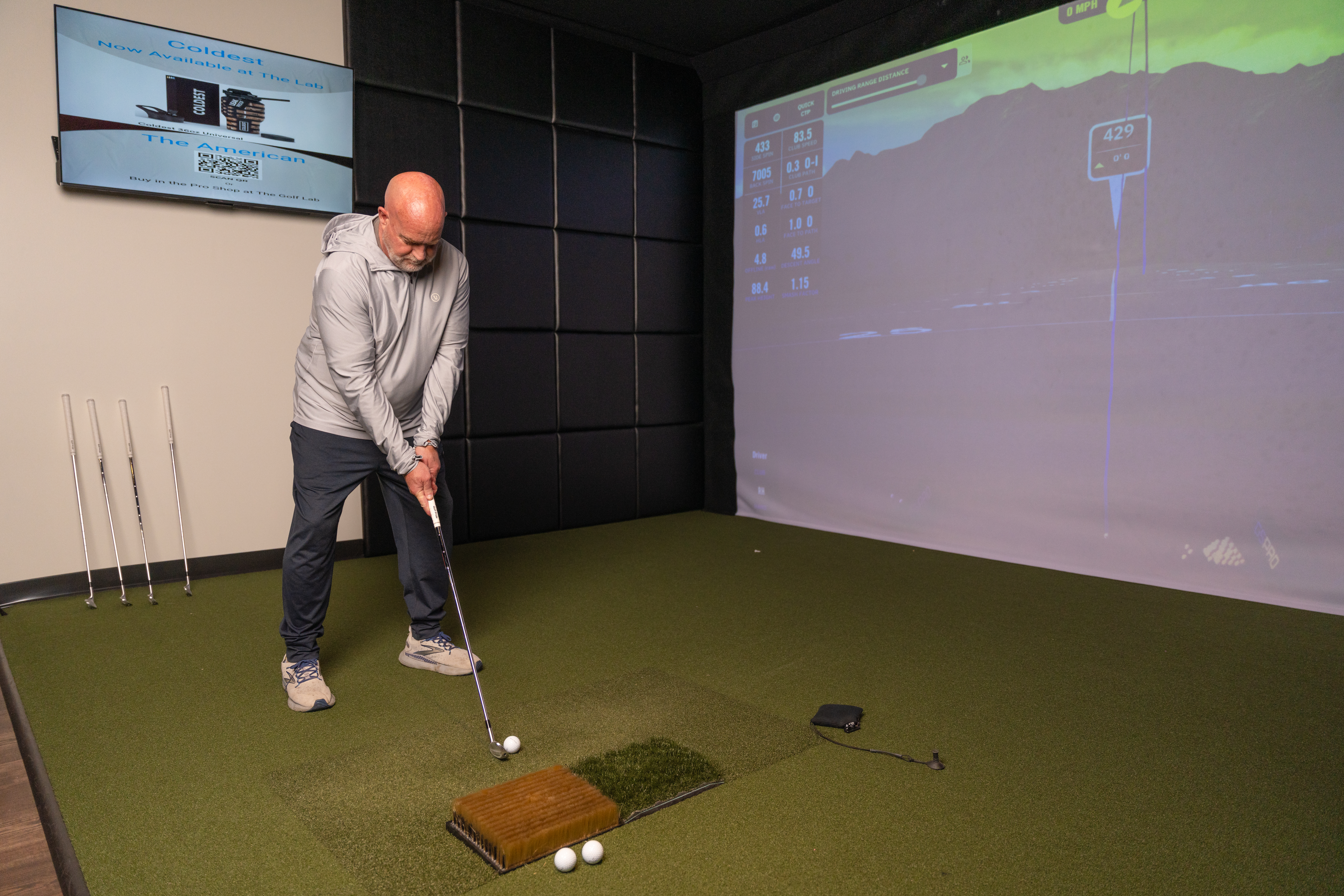 Golf simulator